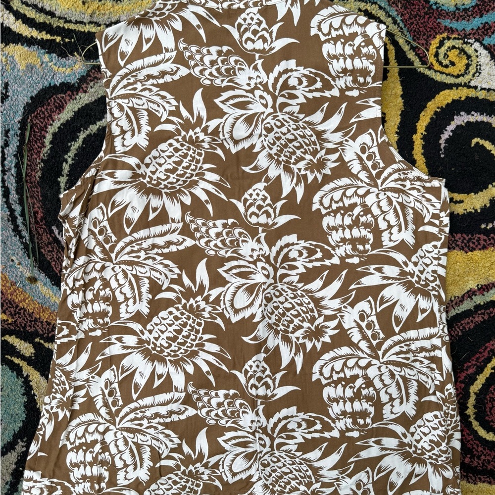 Tommy Bahama Large Pineapple Print Sleeveless Vacation Blouse - Picture 8 of 12